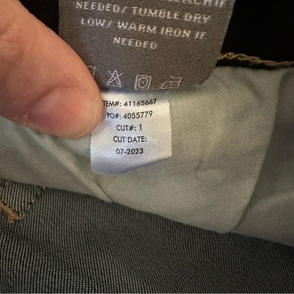 NWT Torrid Sky High Skinny Premium Stretch High-Rise Jean 28S Dark Wash - Picture 12 of 12